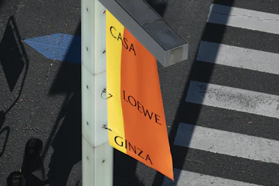 CASA LOEWE GINZA | Street Flags